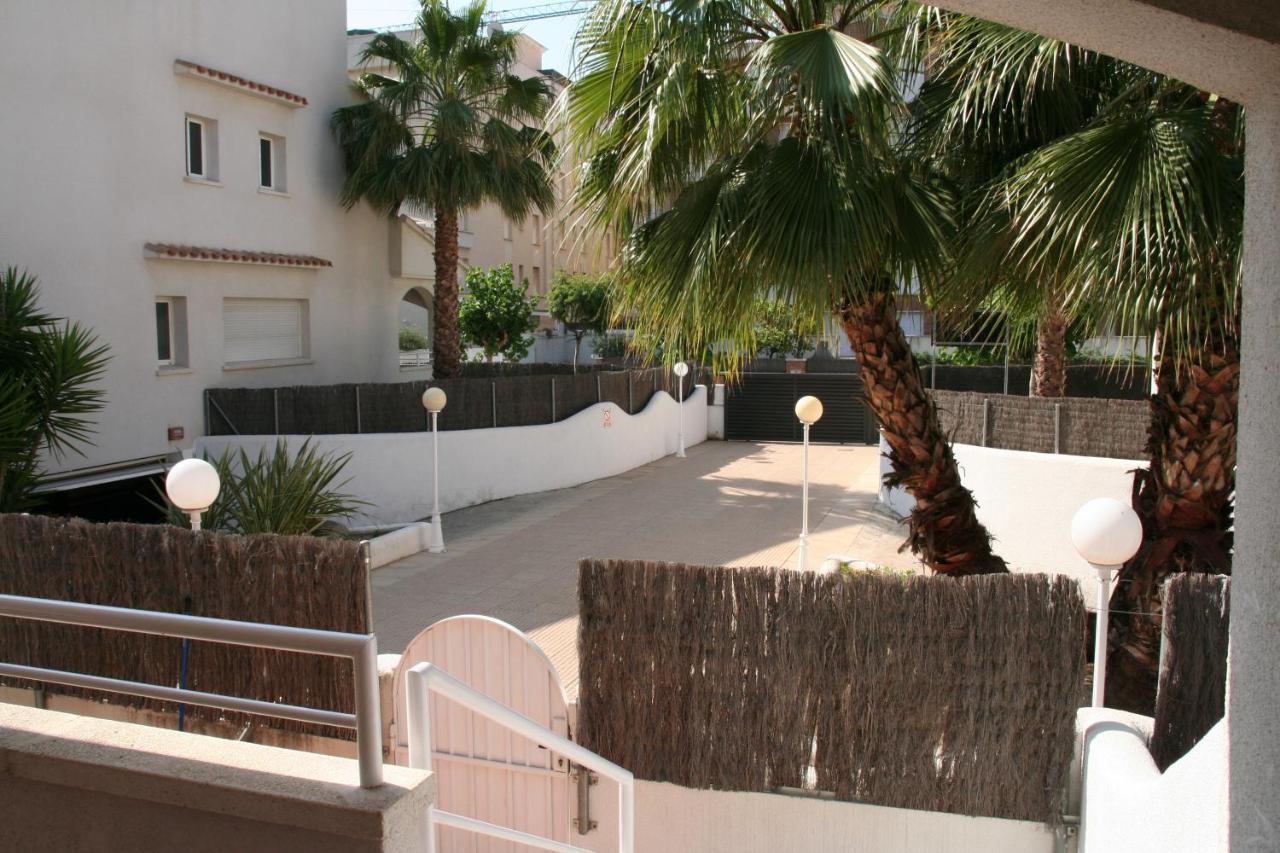 R142 Manila Resort Central Calafell Eksteriør billede