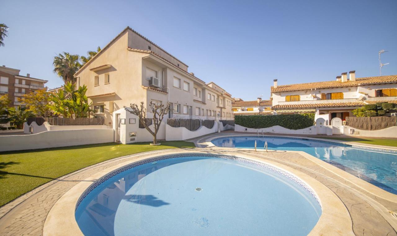 R142 Manila Resort Central Calafell Eksteriør billede