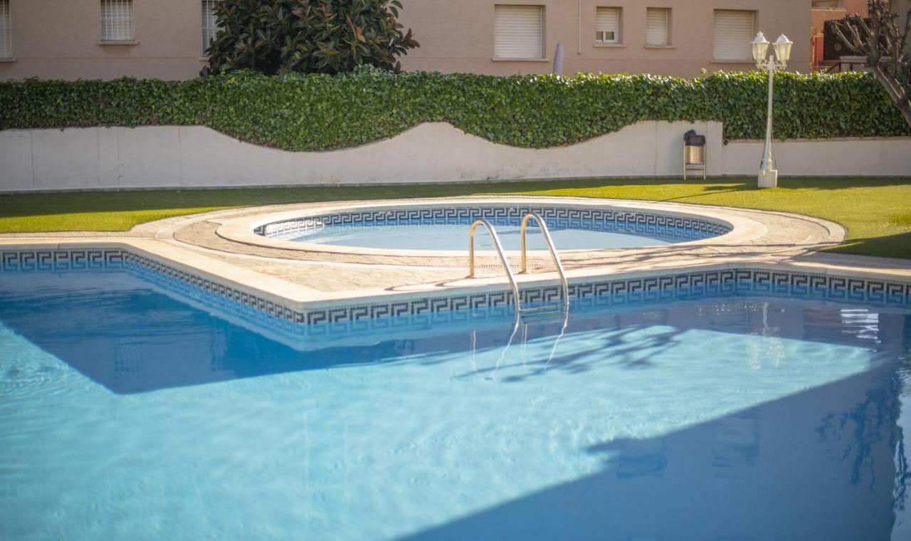 R142 Manila Resort Central Calafell Eksteriør billede
