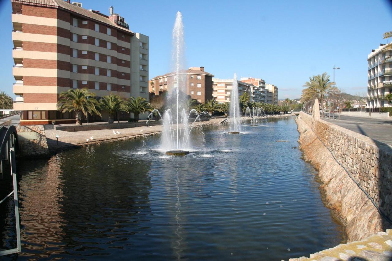 R142 Manila Resort Central Calafell Eksteriør billede