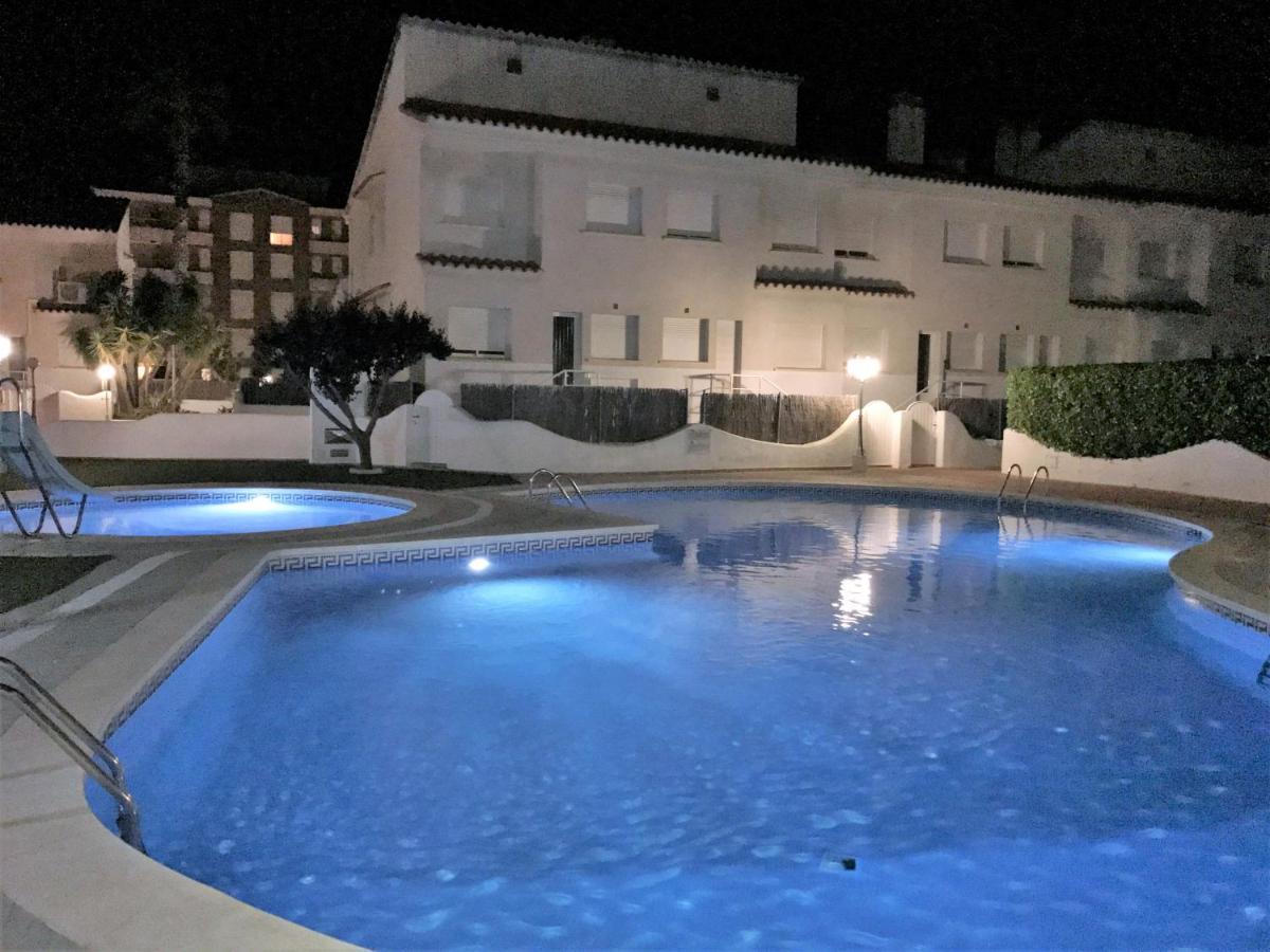 R142 Manila Resort Central Calafell Eksteriør billede